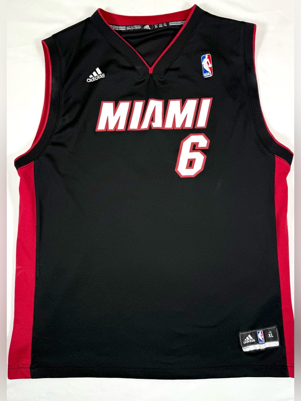 ADIDAS Boys Miami Heat LeBron James #6 Swingman NBA Jersey Youth XL 18-20 Y2K